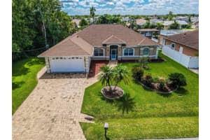 5 Crossgate Ct W, PALM COAST