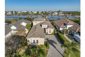 54 N Riverwalk Dr Palm Coast, FL 32137 - Off Market