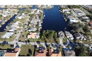 10 CIMMARON DRIVE, PALM COAST, FL 32137 - MLS#MFRFC314237