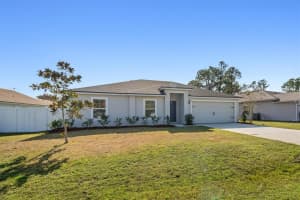 8 Pittwick Ln, PALM COAST