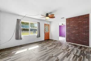 205 HOLLY DRIVE, ORANGE CITY, FL 32763 - MLS#MFRFC314820