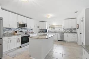 27 BURNING BUSH DRIVE, PALM COAST, FL 32137 - MLS#MFRFC315040