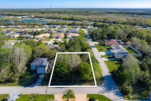 2 BISHOP LANE, PALM COAST, FL 32137 - MLS#MFRFC315113