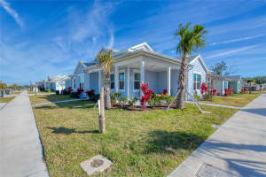 198 GYPSY PALACE LANE, DAYTONA BEACH, FL 32124 - MLS#MFRFC315361