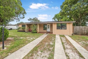 1333 E Lombardy Dr, DELTONA