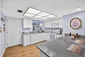 46 FLEMING COURT, PALM COAST, FL 32137 - MLS#MFRFC316054