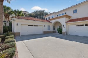 24 Viscaya Dr #unit 304, PALM COAST