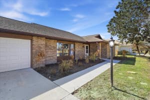 10 FLAMETREE COURT, PALM COAST, FL 32137 - MLS#MFRFC316438