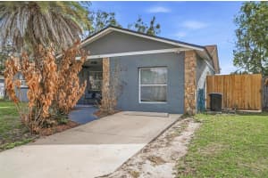 428 LONGWOOD CIRCLE, LONGWOOD, FL 32750 - MLS#MFRFC316705