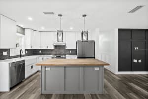 6 ZAMMER COURT, PALM COAST, FL 32164 Sold 04/15/26