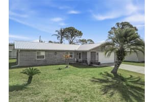 3035 Queen Palm Dr, EDGEWATER