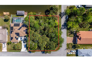 2 COCONUT COURT, PALM COAST, FL 32137 - MLS#MFRFC316957