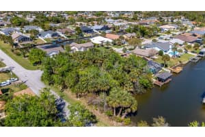 2 COCONUT COURT, PALM COAST, FL 32137 - MLS#MFRFC316957