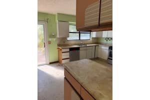 8 SWEETBAY DRIVE, PALM COAST, FL 32137 - MLS#MFRFC316999