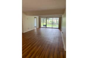 275 INDIGO DRIVE, DAYTONA BEACH, FL 32114 - MLS#MFRFC317022