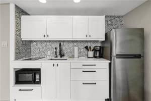 2301 ATLANTIC AVENUE, DAYTONA BEACH SHORES, FL 32118 - MLS#MFRFC317372