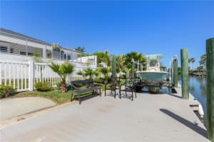 41 CHRISTOPHER COURT, PALM COAST, FL 32137 - MLS#MFRFC317461