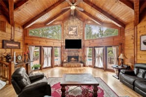 6967 SHARRON ROAD, GREEN COVE SPRINGS, FL 32043 - MLS#MFRFC317810