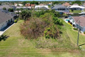 17 CLARIDGE COURT, PALM COAST, FL 32137 - MLS#MFRFC317858