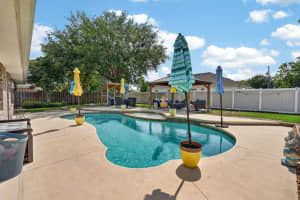 27 LYNDENHURST LANE, PALM COAST, FL 32137 - MLS#MFRFC317907