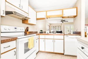 8 LLADD COURT, PALM COAST, FL 32164 - MLS#MFRFC317974