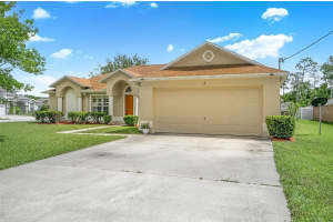1 Ethan Pl, PALM COAST