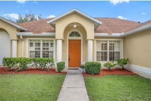 1 ETHAN PL, PALM COAST, FL 32164 - MLS#MFRFC318296