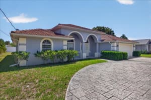 28 Freneau Ln, PALM COAST