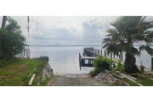 102 EBERHARD AVENUE, PALATKA, FL 32177 - MLS#MFRFC318336