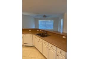 28 FIRETHORN LANE, PALM COAST, FL 32137 - MLS#MFRFC318465