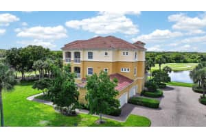 35 CASA BELLA CIRCLE, PALM COAST, FL 32137 - MLS#MFRFC319137