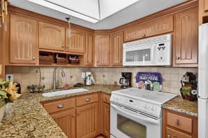 3013 ATLANTIC AVENUE, DAYTONA BEACH, FL 32118 - MLS#MFRFC319226
