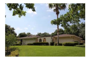 100 S Tremain St, Mt Dora, FL 32757, Sold 07/31/13