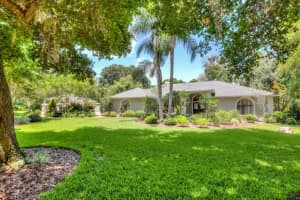 15831 Chestnut Ln, Tavares, FL 32778, Sold 09/26/16