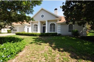 19341 Park Pl Blvd, Eustis, FL 32736, Sold 01/05/16