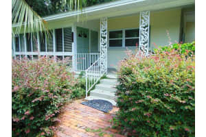1726 Overlook Dr, Mt Dora, FL 32757, Sold 09/29/15