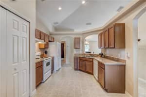 2138 Briarcliff Cir, Mt Dora, FL 32757, Sold 01/19/16