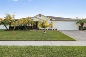918 Burland Cir, Winter Garden, FL 34787, Sold 10/18/16