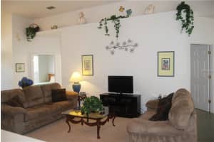 468 Hollinghead Loop, Davenport, FL 33896, Sold 12/07/16