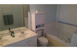 102 Rona Ln, Davenport, FL 33897, Sold 06/21/16