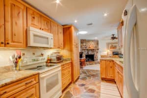 1604 Hilltop Dr, Mt Dora, FL 32757, Sold 07/13/16
