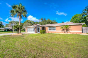 395 Belle Ayre Dr, Mt Dora, FL 32757, Sold 09/16/16