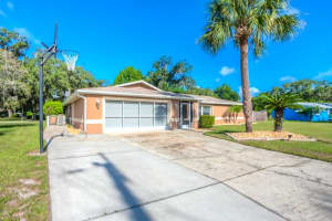 395 Belle Ayre Dr, Mt Dora, FL 32757, Sold 09/16/16