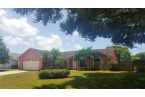 207 Valentino Ct, Davenport, FL 33837, Sold 09/23/16