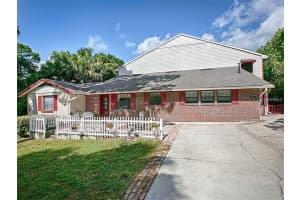 1525 Crestview Dr, Mt Dora, FL 32757, Sold 04/06/17