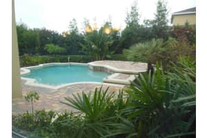 205 Appleton Ln, DeLand, FL 32724, Sold 10/14/16