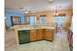 1048 Longville Cir, Tavares, FL 32778, Sold 04/27/17