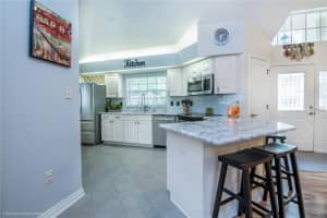 5010 Abaco Dr, Tavares, FL 32778, Sold 01/11/17