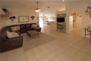 971 Vanderbilt Dr, Eustis, FL 32726, Sold 02/24/17
