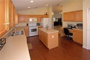2318 Barons Ct, Tavares, FL 32778, Sold 03/13/17